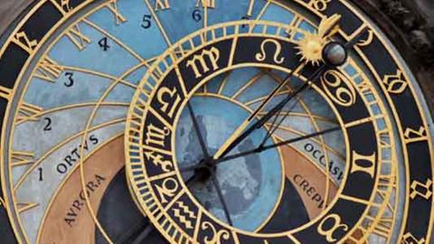 Eine astronomische Uhr