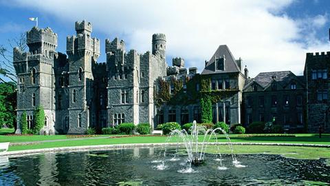 Ashford Castle im irischen Cong beherbert ein Luxushotel