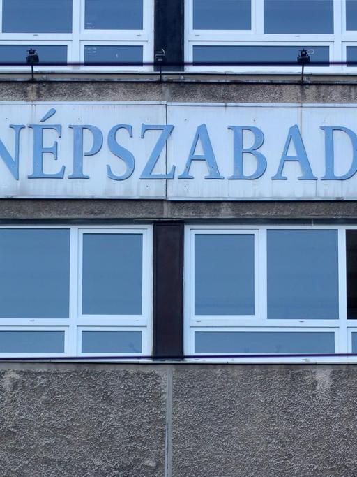 Das Gebäude der Budapester Tageszeitung "Nepszabadsag", aufgenommen am 08.10.2016. Die unabhängige ungarische Traditionszeitung hat überraschend ihr Erscheinen eingestellt.