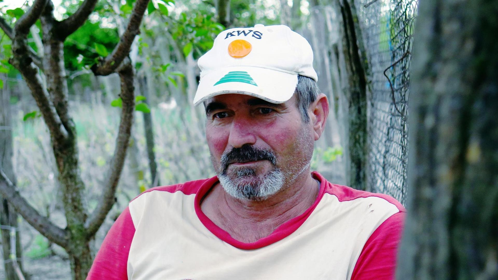 Nicu Birstesteanu erhielt sich und seine Familie lange durch Fischen. Seit die Halbinsel Belina im Besitz der Firma Tel Drum ist, geht das nicht mehr.