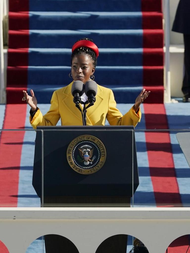 Amanda Gorman bei der Inaugurationsfeier für US-Präsident Joe Biden.