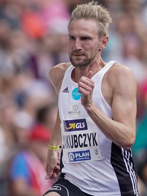 Lucas Jakubczyk läuft die 100m im Halbfinale der Deutschen Meisterschaften, 2019.
