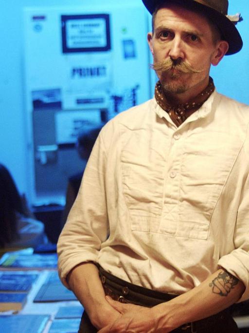 Sänger und Künstler Billy Childish (GBR) anlässlich eines Fotoshootings in Berlin, 2006