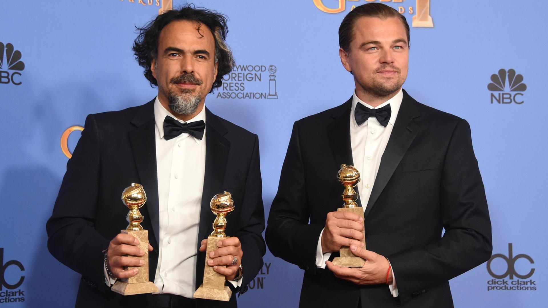 Golden Globes für "The Revenant": Regisseur Alejandro Gonzalez (links) und Leonardo DiCaprio als bester Haupdarsteller bei der Auszeichnung