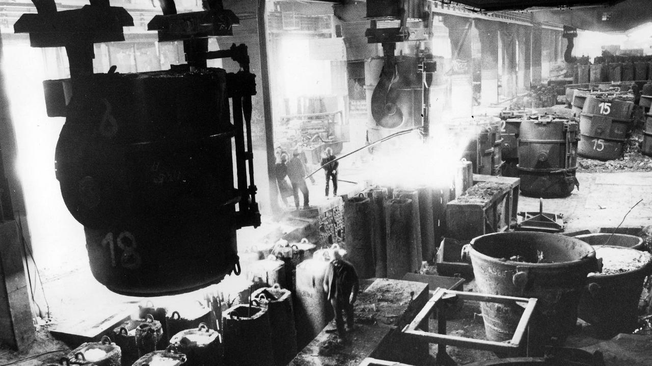 Produktion im VEB Rohrkombinat und Stahl- und Walzwerk Riesa 1979