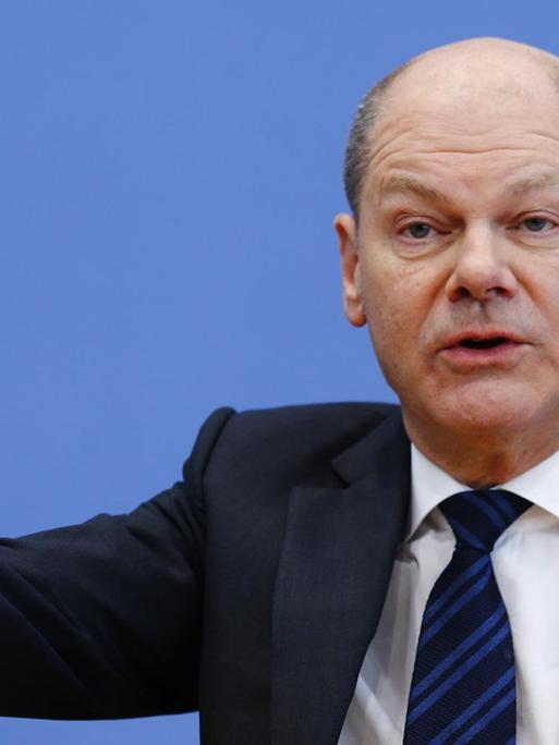 Olaf Scholz bei der Bundespressekonferenz in Berlin