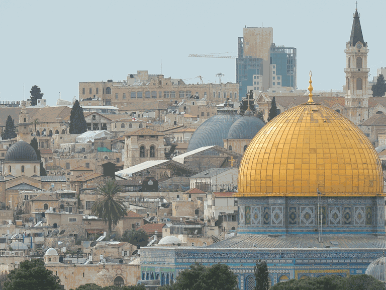 Ein Blick auf die Jerusalemer Altstadt mit der Kirche des Heiligen Grabes.