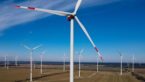 Der Windpark "Albertshof" der Berliner Stadtwerke (Luftaufnahme mit einer Drohne).