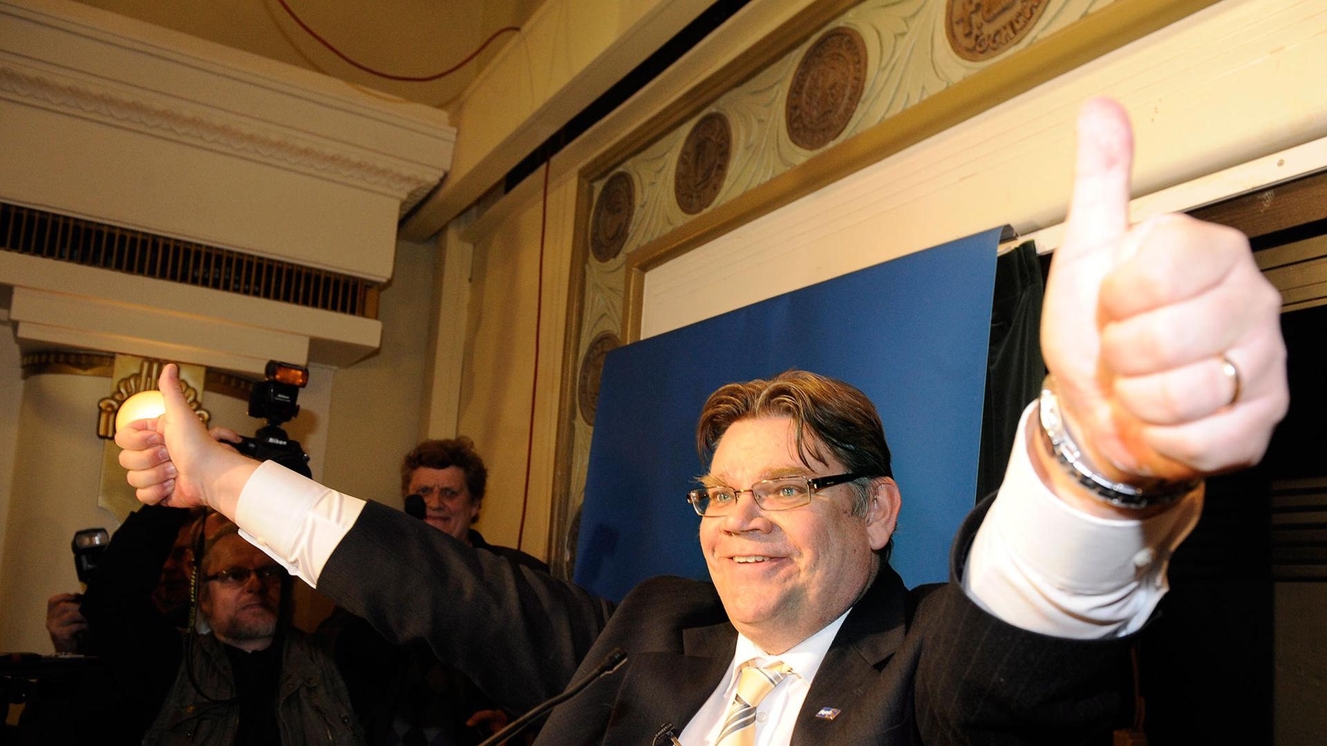 Der Chef der Partei Wahre Finnen, Timo Soini, bei der Parlamentswahl in Finnland 2011.