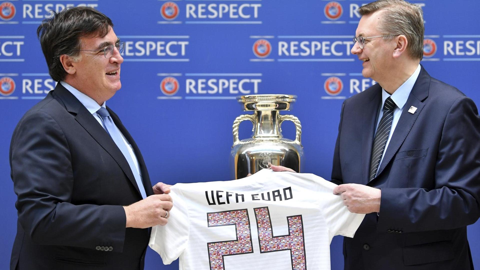 UEFA-Generalsekretär Theodore Theodoridis in Nyon (Schweiz).