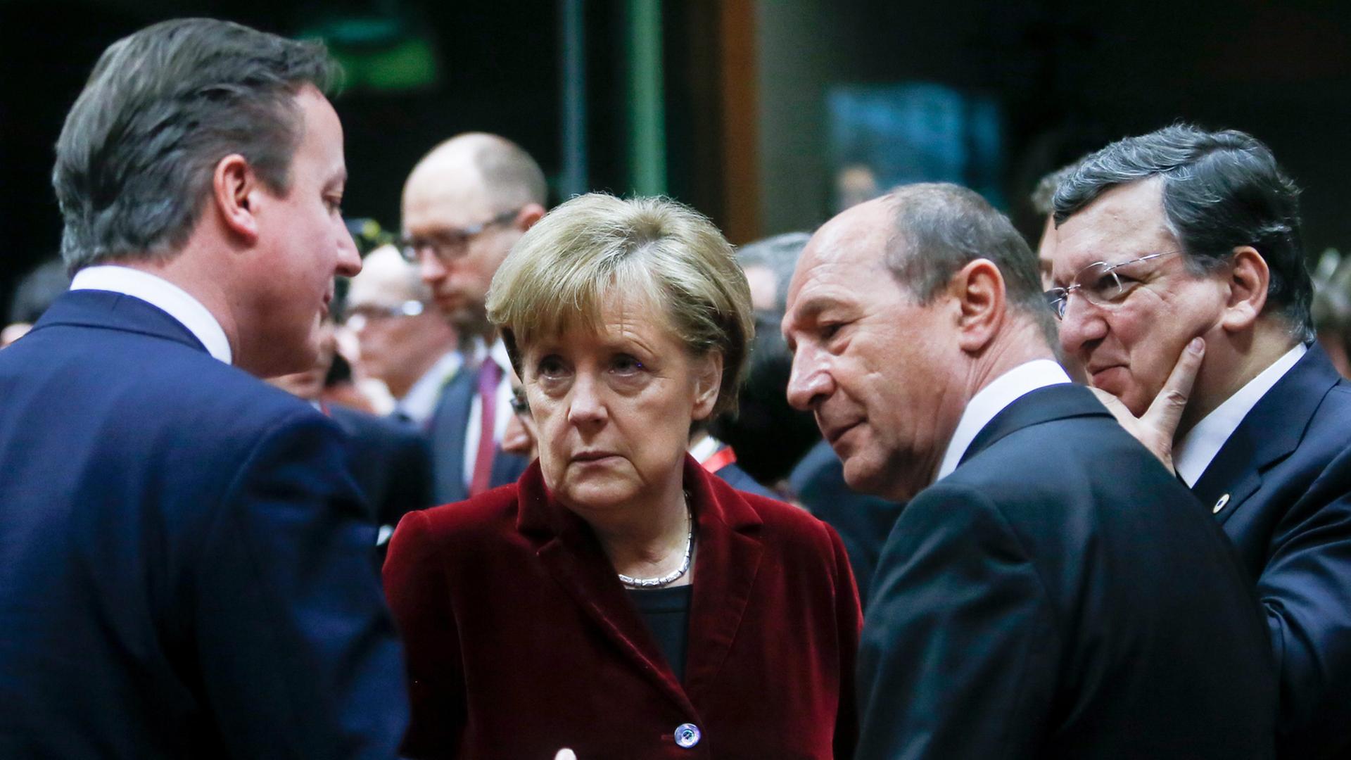 Bundeskanzlerin Angel Merkel beim EU-Sondergipfel zur Krim-Krise in Brüssel