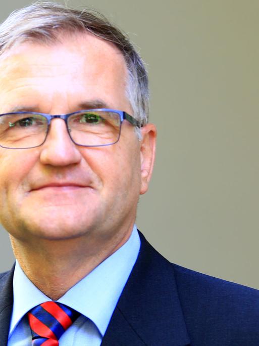 Porträtaufnahme des Politikwissenschaftlers und Journalisten Andreas Püttmann