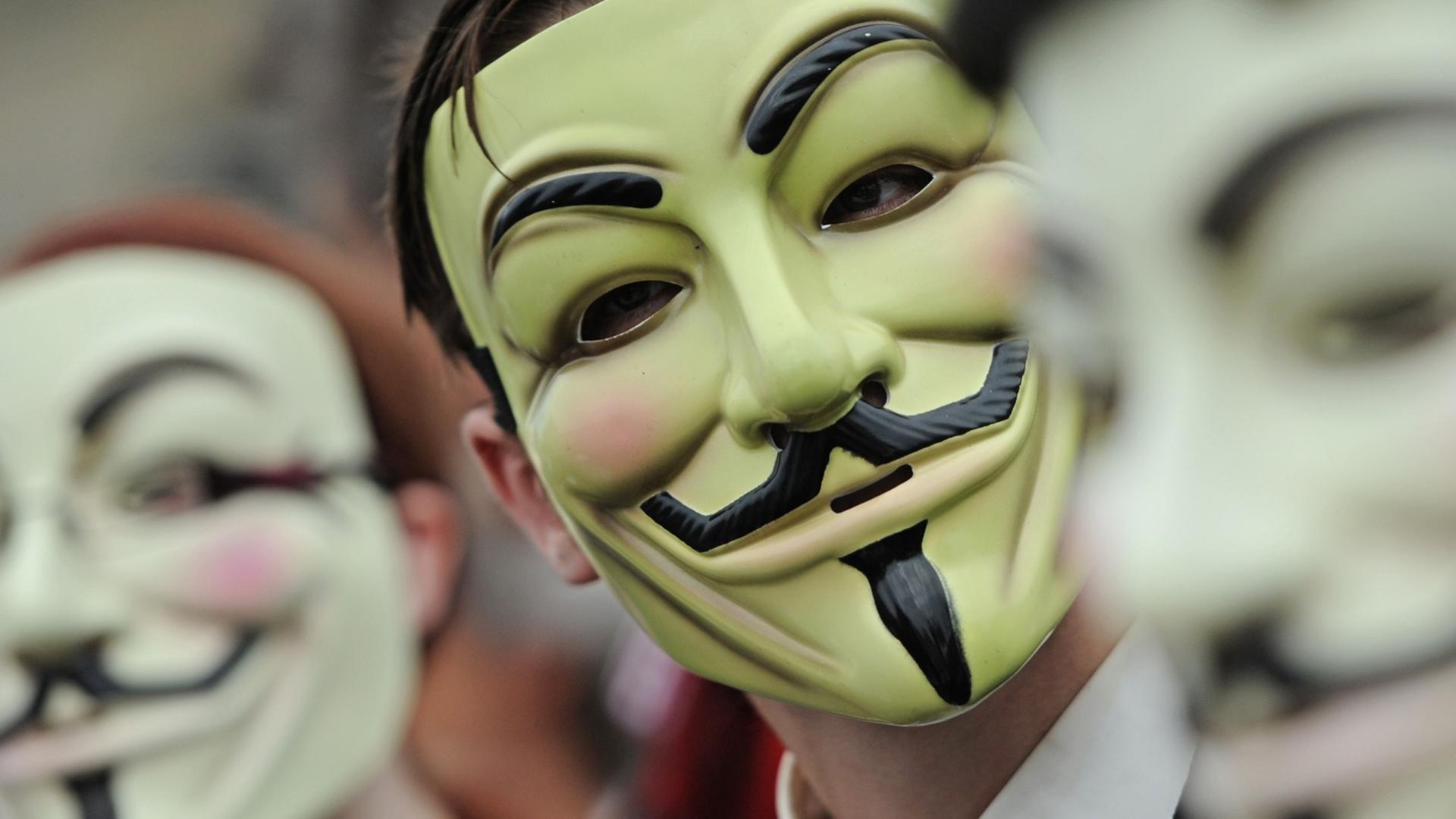 Mehrere Guy-Fawkes-Masken