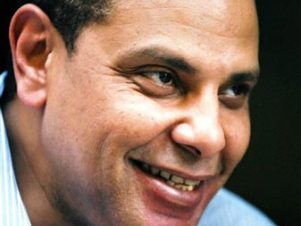 Alaa al-Aswani gehört zurzeit zu den erfolgreichsten ägyptischen Schriftstellern