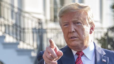 Donald Trump vor dem Weißen Haus in Washington