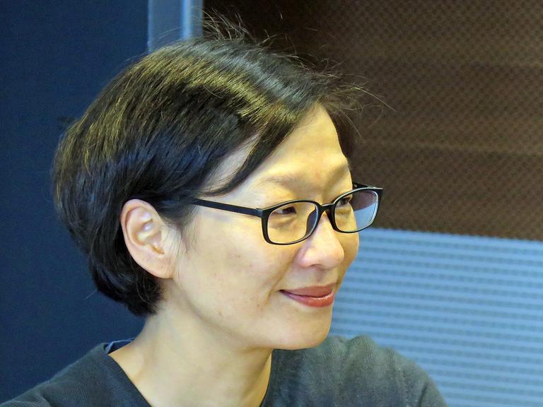 Die Autorin, Drehbuchlektorin und Filmemacherin Sun-Ju Choi zu Gast im Deutschlandradio Kultur