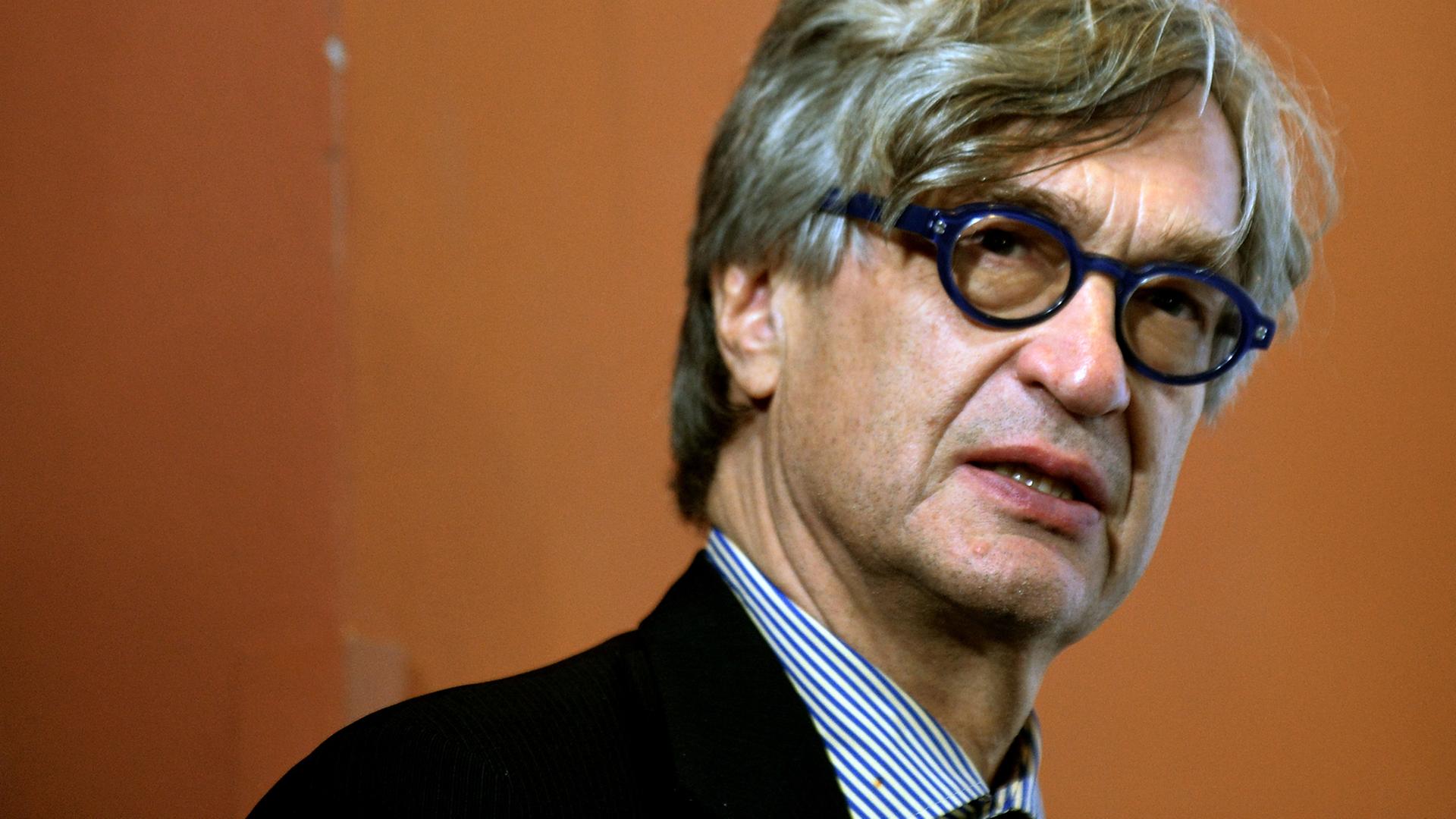 Wim Wenders posiert im Oktober 2014 in Rom.