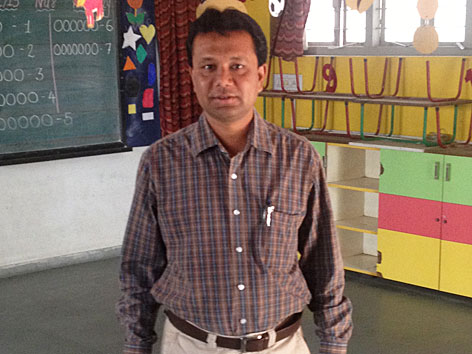Der Lehrer Asif Khan Pathan