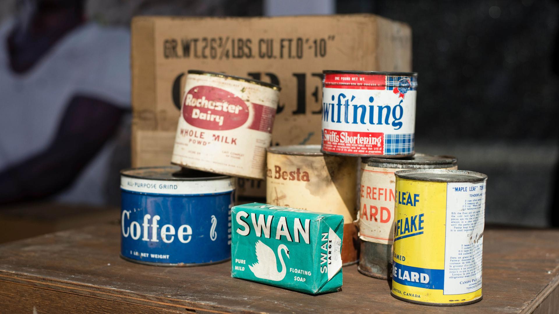 Corned beef, Milchpulver, Zucker - CARE-Pakete aus den USA halfen vielen Deutschen 1946 bim Überleben