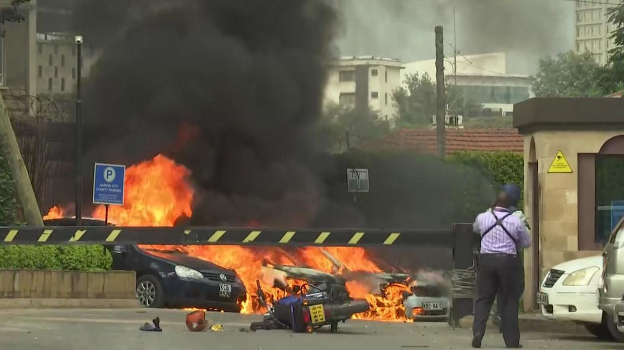 Im Januar 2019 verübte die Terror-Miliz Al-Shabaab einen Anschlag auf ein Hotel in Nairobi.