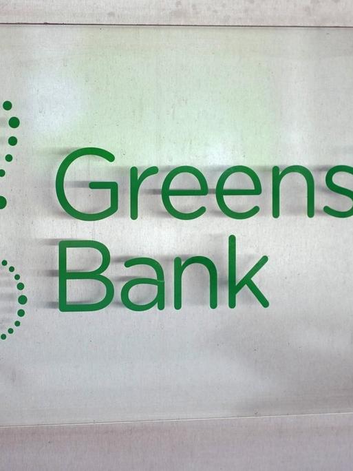 Türschild der privaten Greensill Bank in Bremen