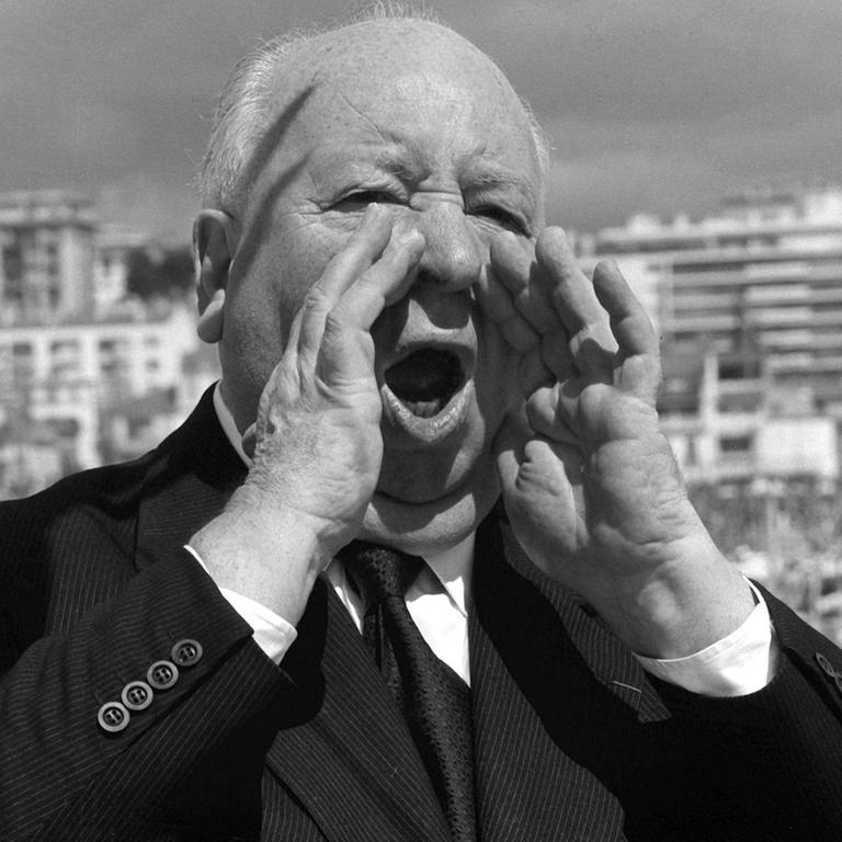 Der britische Filmregisseur Alfred Hitchcock gehörte im Mai 1972 zu den illustren Gästen bei den Filmfestspielen in Cannes.