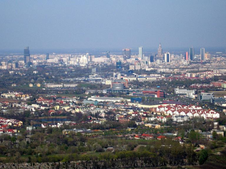 Luftaufnahme der polnischen Hauptstadt Warschau