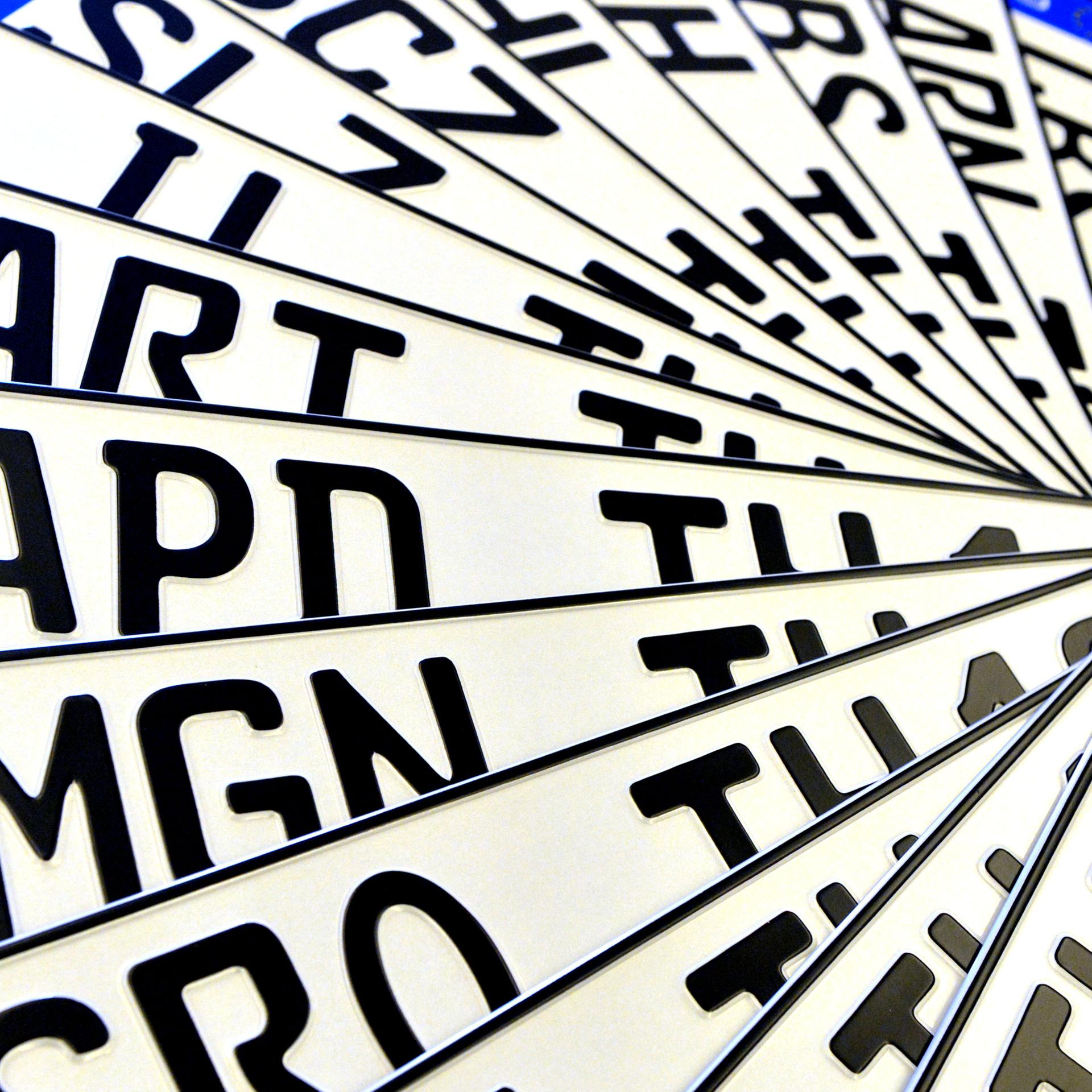 Bundesrat - Niedersachsen unterstützt Initiative für weitere regionale Autokennzeichen - "Kfz-Nummernschilder sind für viele mehr als reine Verwaltungskürzel"