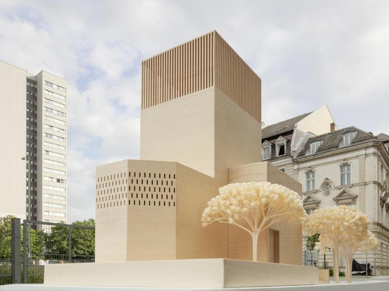 Architekturentwurf des House of One, das am Berliner Petriplatz entstehen soll: In dem Gebäude sollen eine Synagoge, eine Moschee und eine Kirche verbunden werden.