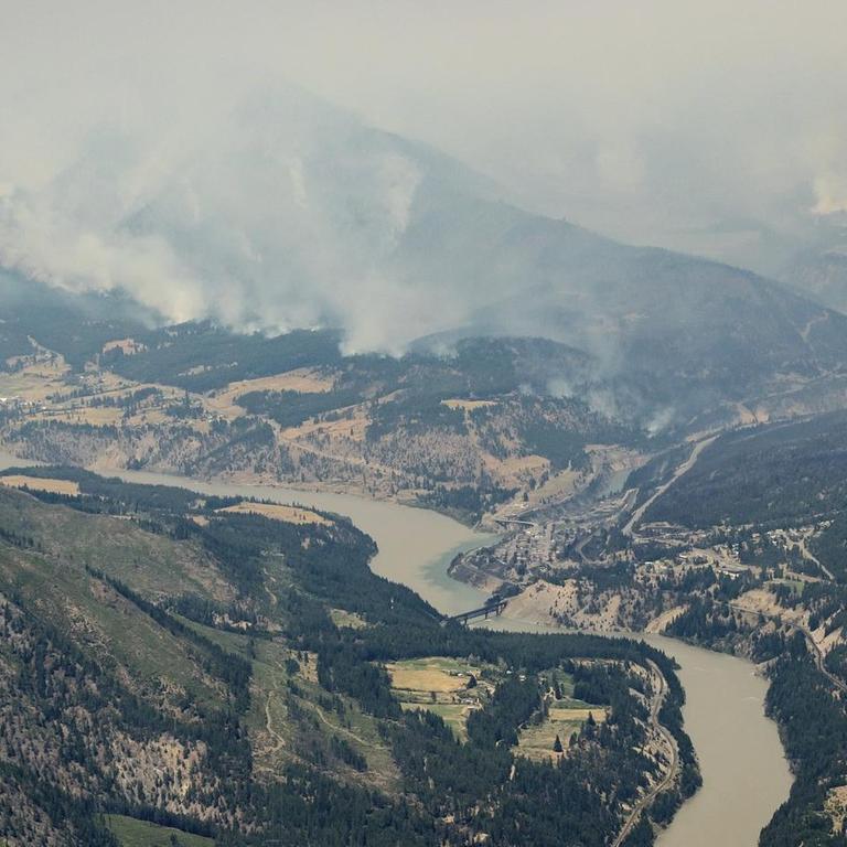 Waldbrände in den Bergen nördlich von Lytton in Kanada, aufgenommen am 1. Juli 2021