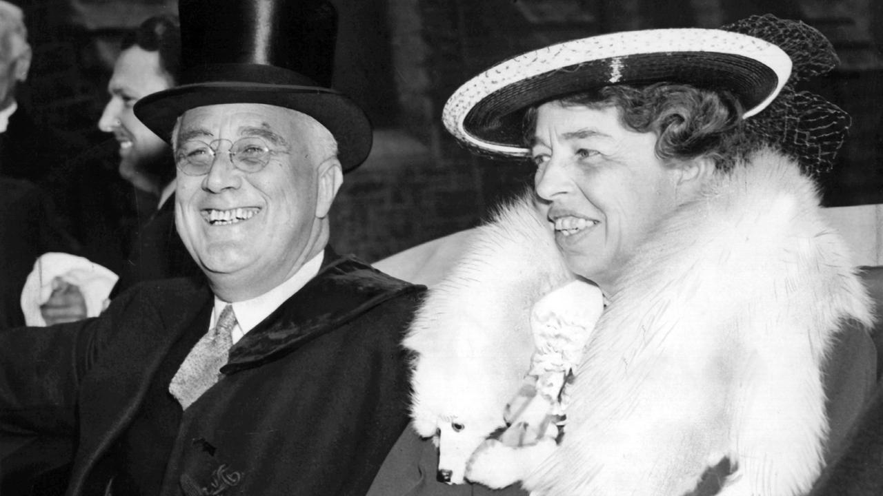 Der US-Präsident Franklin D. Roosevelt und seine Ehefrau Eleanor, einer politisch sehr engagierten Feministin und Bürgerrechtlerin. 