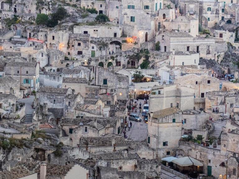 Matera, die Hauptstadt der italienischen Provinz Basilikata, ist seit dem 1. Januar "Kulturhauptstadt Europas 2019". Das Bild zeigt die historische Altstadt des Ortes, der von der UNESCO zum Weltkulturerbe ernannt wurde