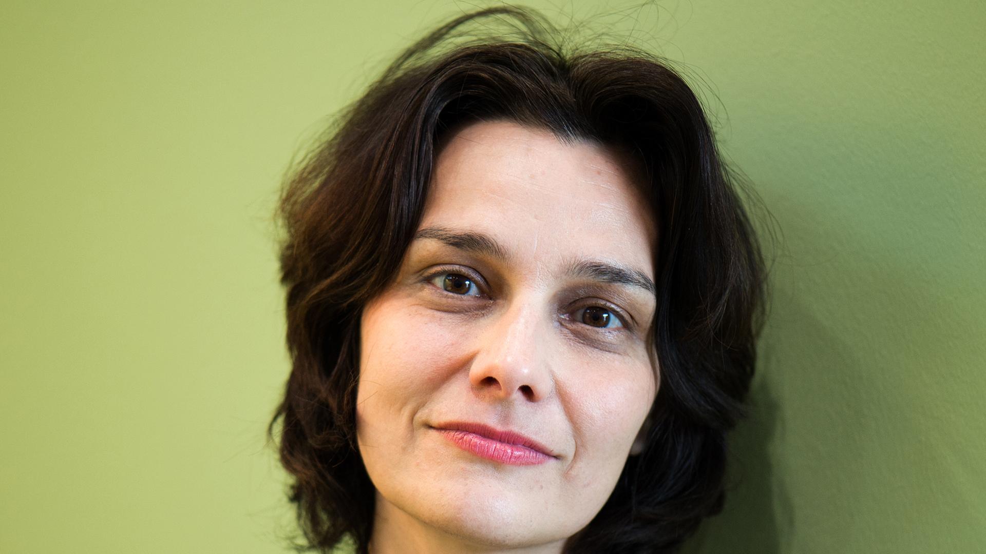 Die Schriftstellerin Katja Petrowskaja, aufgenommen am 13.03.2014 auf der Leipziger Buchmesse in Leipzig (Sachsen).
