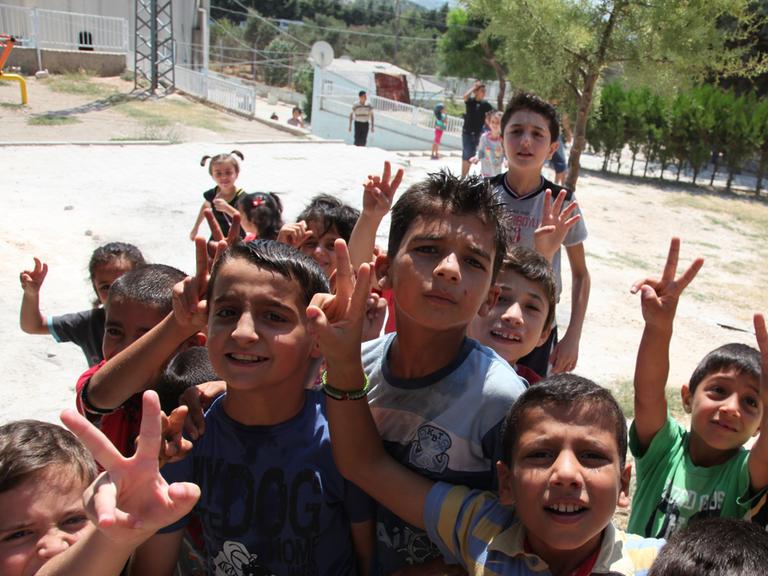 Flüchtlingskinder aus Syrien, die in der Provinz Antakya untergebracht sind.