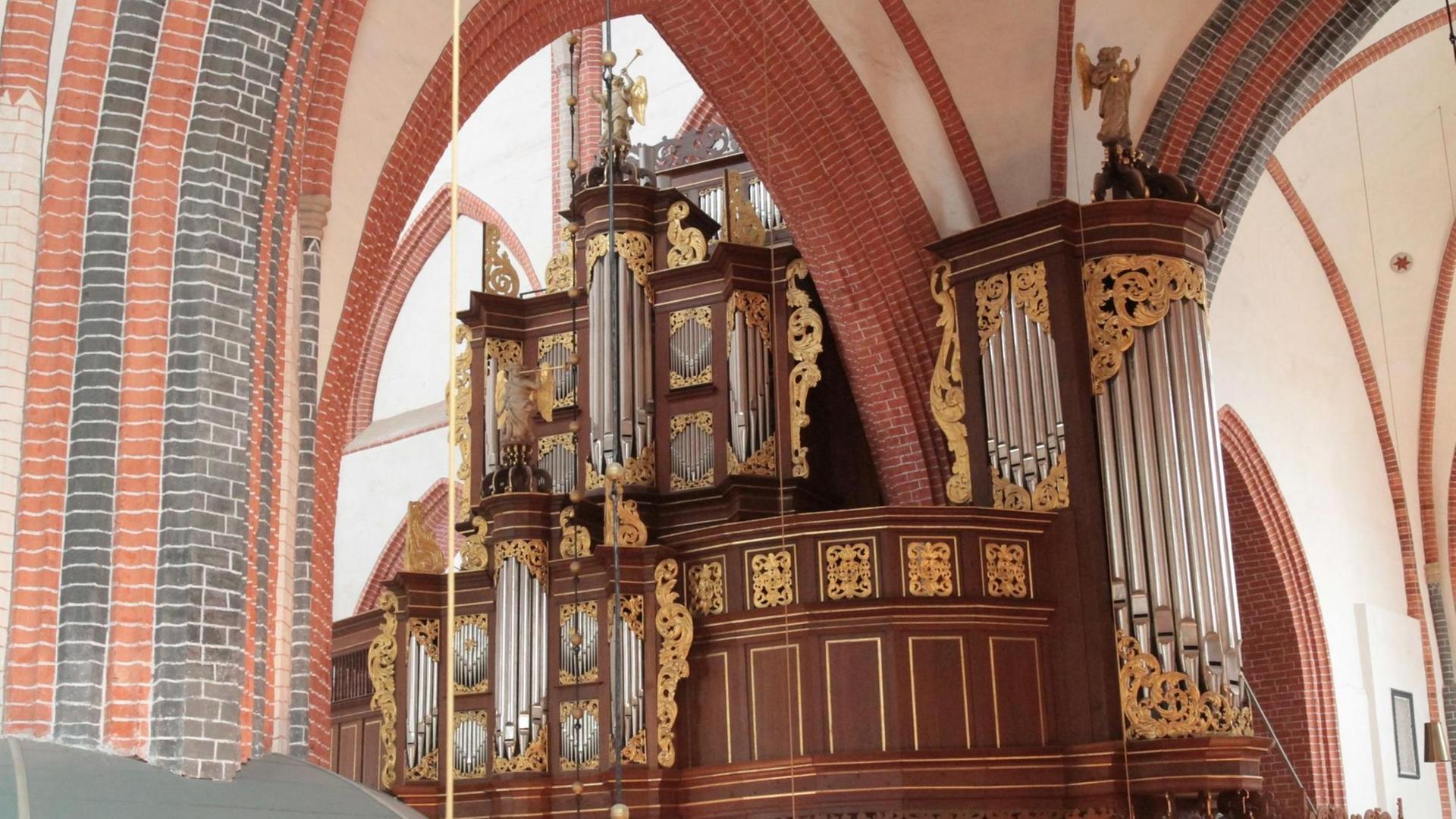 Prospekt der Arp-Schnitger Orgel in der Ludgeri-Kirche in Norden
