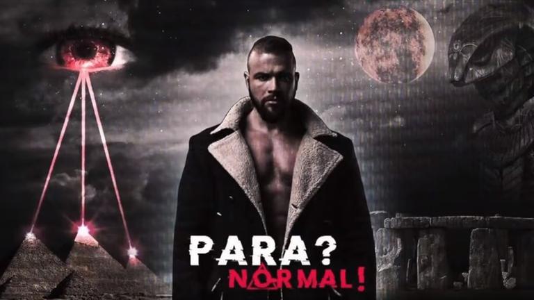 Im Titelbild des YouTube-Formats "Para? Normal!" sind hinter Kollegah stilisierte Symbole wie ein Auge, die Pyramiden oder Stonehenge eingeblendet.
