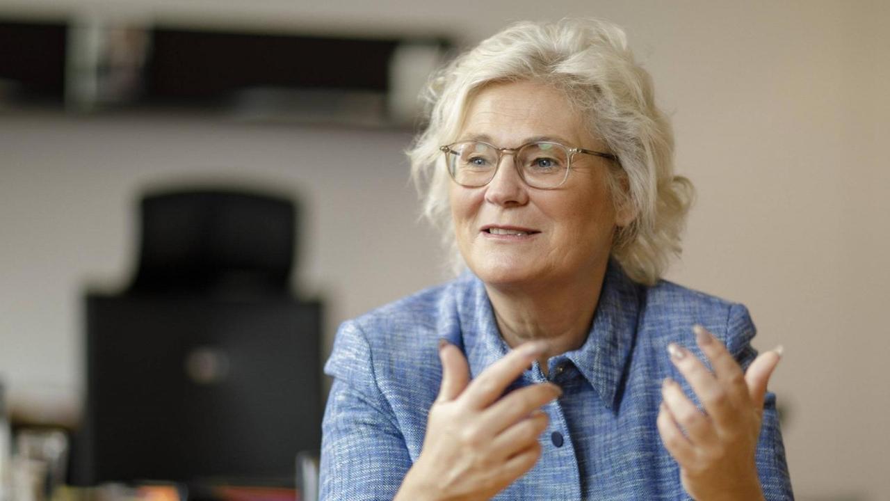 Christine Lambrecht, Parlamentarische Staatssekretaerin im Bundesfinanzministerium und kuenftige Bundesjustizministerin. Berlin, 20.06.2018 Berlin Deutschland *** Christine Lambrecht, Parliamentary State Secretary at the Federal Ministry of Finance and future Federal Minister of Justice Berlin, 20 06 2018 Berlin Germany PUBLICATIONxINxGERxSUIxAUTxONLY Copyright: xThomasxImo/photothek.netx
