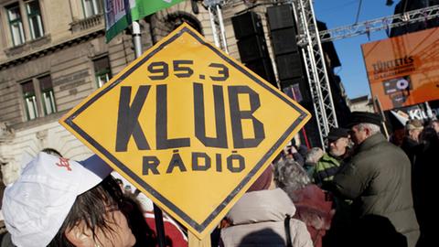 Wiederholt gingen in Ungarn die Menschen für Klubradio auf die Straße.
