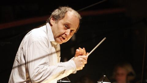 Der ungarische Dirigent Ádám Fischer