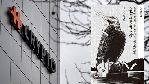 Im Hintergrund: Das Zeichen des Schweizer Verschlüsselungsunternehmens Crypto AG am Hauptsitz in Steinhausen bei Zug. Im Vordergrund: Buchcover