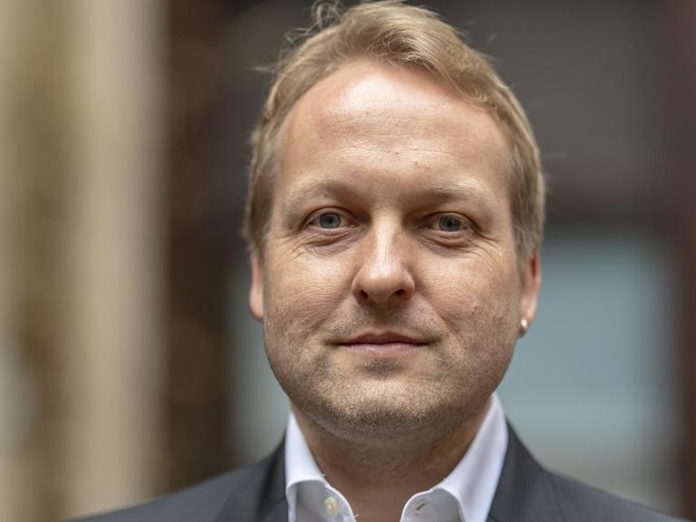 Der Schriftsteller Thilo Krause Der Schriftsteller Thilo Krause