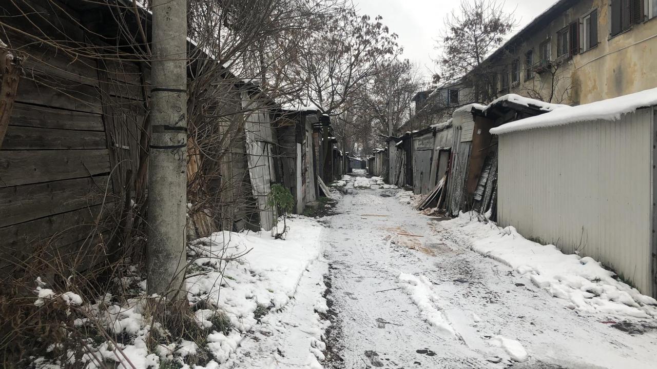 Viele Gebäude der Alten Messe in Belgrad, auf dem sich das deutsche KZ "Judenlager Semlin" befand,sind zerfallen.