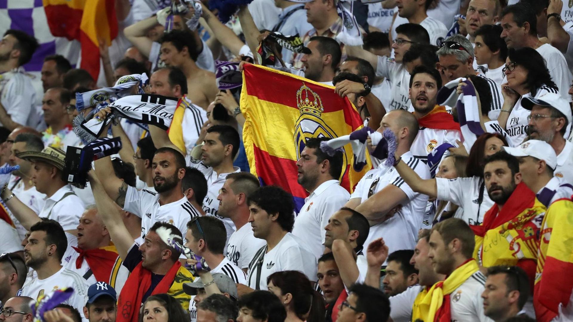 Fans von Real Madrid beim Champions-League-Finale gegen Atletico Madrid