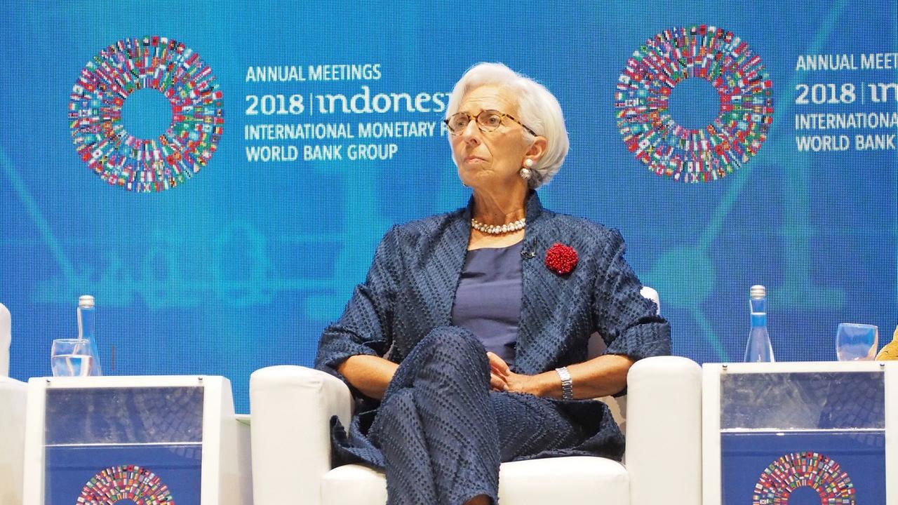 IMF-Chefin Christine Lagarde bei einem Treffen auf der Jahrestagung des Internationalen Währungsfonds (IWF) auf Bali