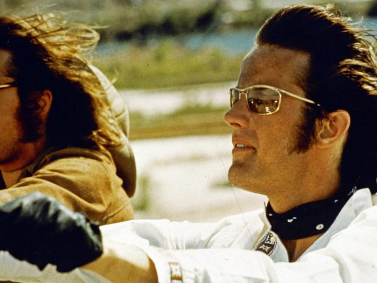 Dennis Hopper und Peter Fonda auf ihren Motorrädern