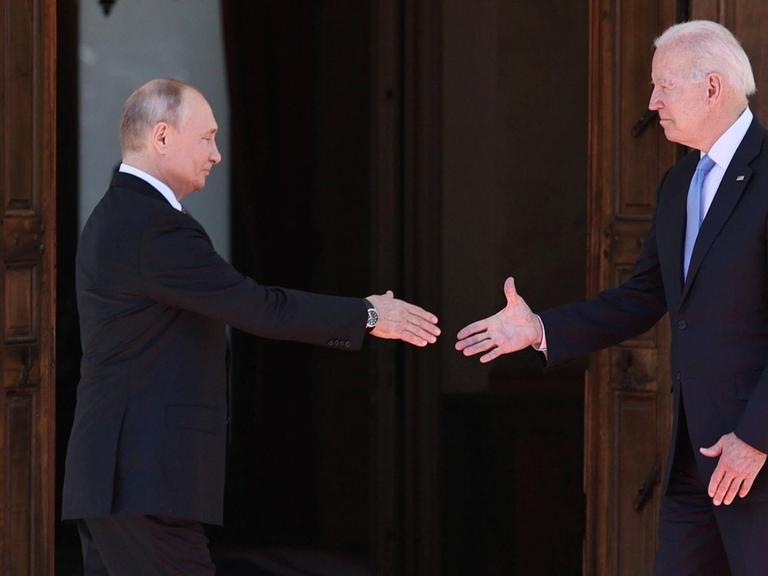 Waldimir Putin und Joe Biden treffen sich am 16.6. 2021 in Genf