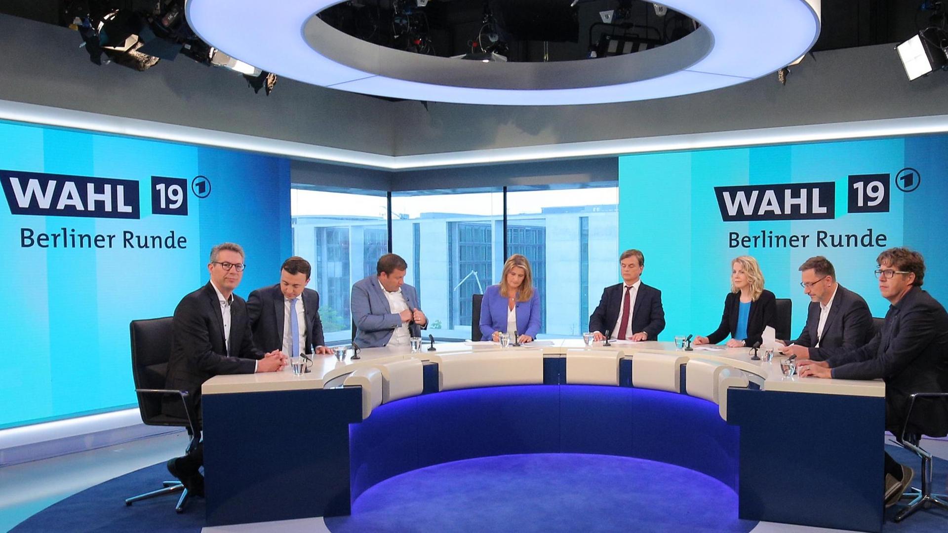 Die "Berliner Runde" in der ARD nach den Landtagswahlen in Sachsen und Brandenburg mit Vertretern der Parteien.