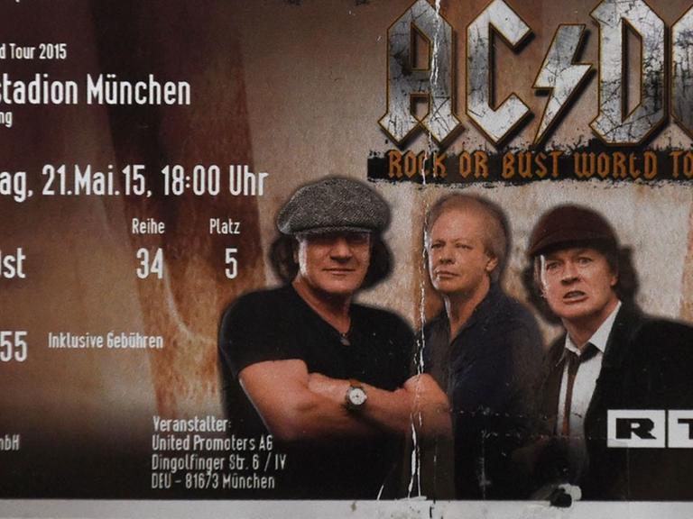 Konzertkarte der australischen Hardrock-Band AC/DC