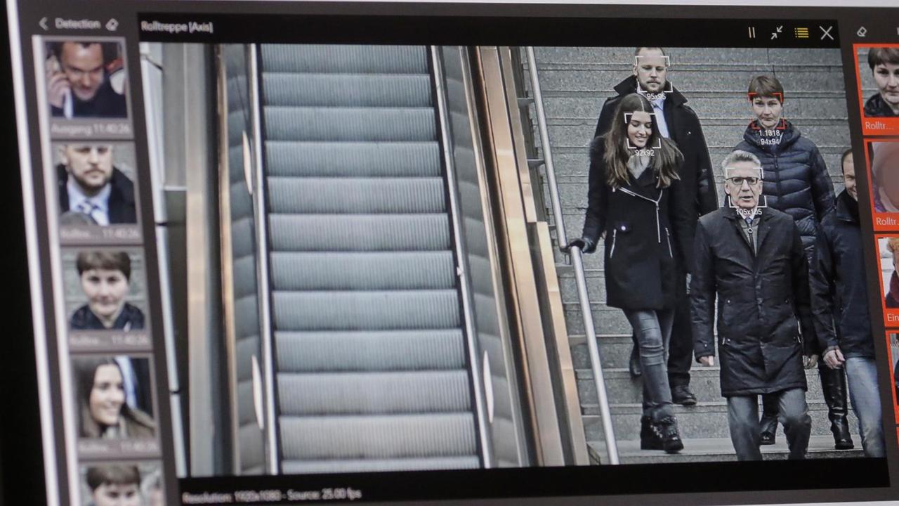 Gesichtserkennung wurde auch in Deutschland schon getestet - hier 2017 am Berliner Bahnhof Südkreuz.