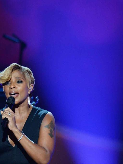 US-Sängerin Mary J. Blige bei der Show "A Very Grammy Christmas" in Los Angeles.